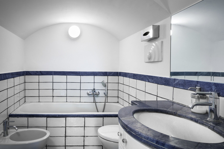 Bathroom 4, LHP Suite Villa La Giara, Napoli