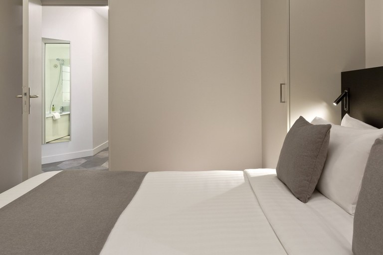 Bedroom 4, Citadines Trocadéro Paris, Paris