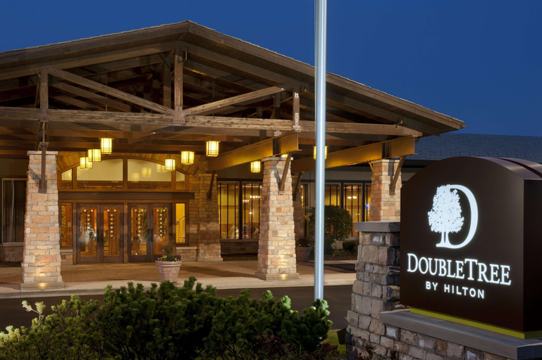 DoubleTree by Hilton Libertyville - Mundelein, Lake