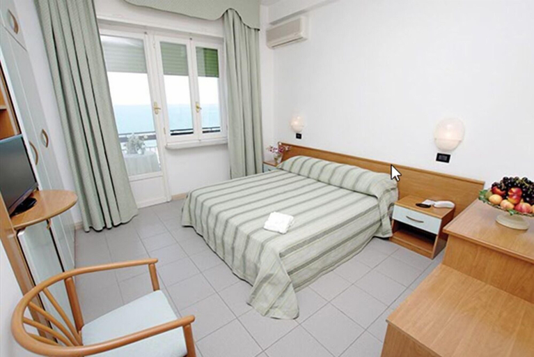 Bedroom 5, Hotel Eurotel, Ascoli Piceno
