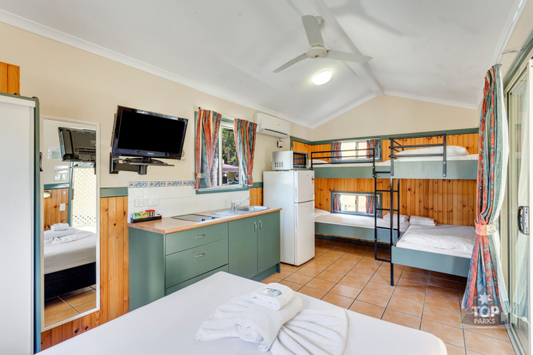 Bedroom 25