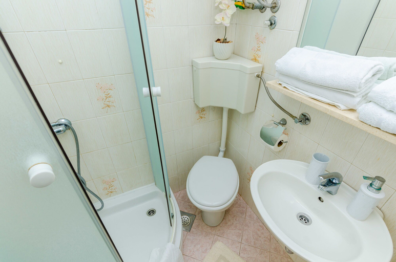 Bathroom 3, Guest House Avdic, Dubrovnik