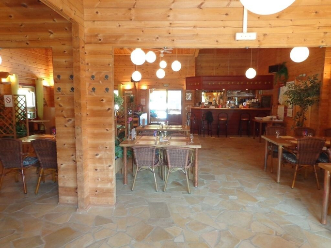 Food & Drinks 4, Village du Soleil, Lot