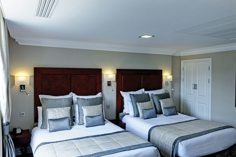 Bedroom 2, Grange Beauchamp, London