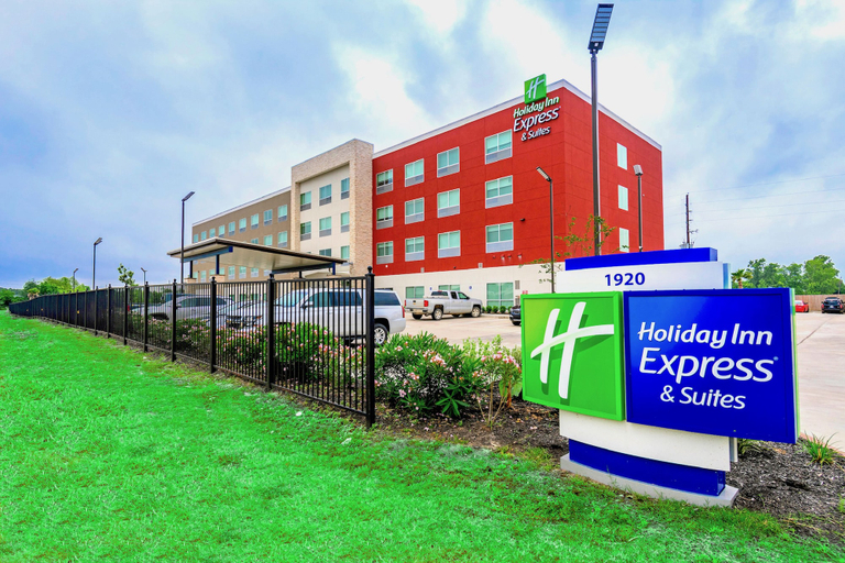 Exterior & Views 2, Holiday Inn Express & Suites HOUSTON IAH - BELTWAY 8 by IHG, Houston