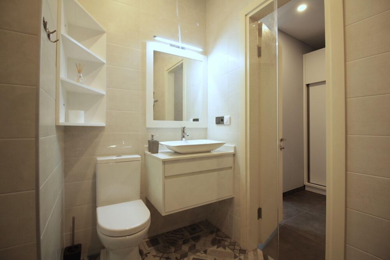 Bathroom 3, KNJZ Seaview Apartment, Batumi