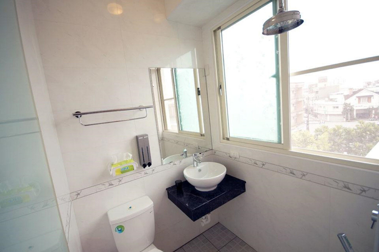Bathroom 3, Man Lu B&B, Hualien