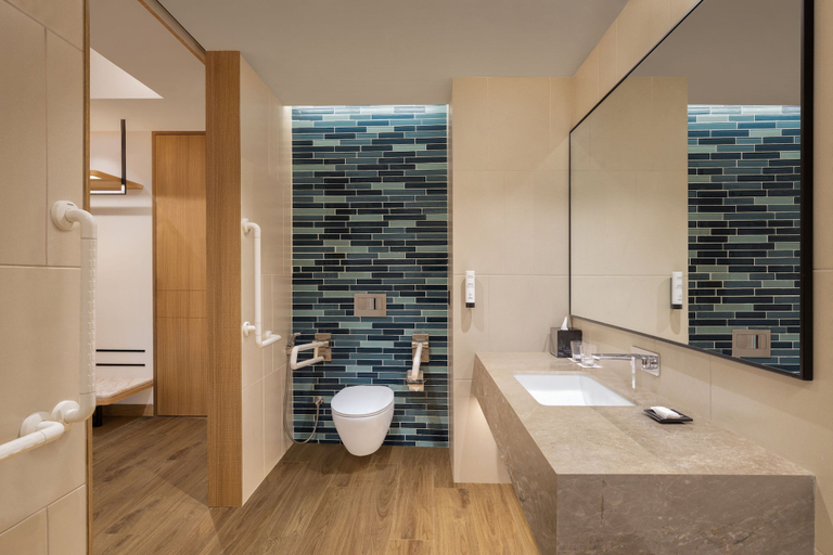 Bathroom 5, Fairfield by Marriott Mumbai International Airport, Mumbai Suburban