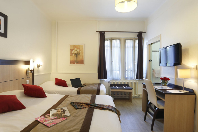 Bedroom 3, Hôtel A l'Ombre des Marronniers, Haute-Savoie