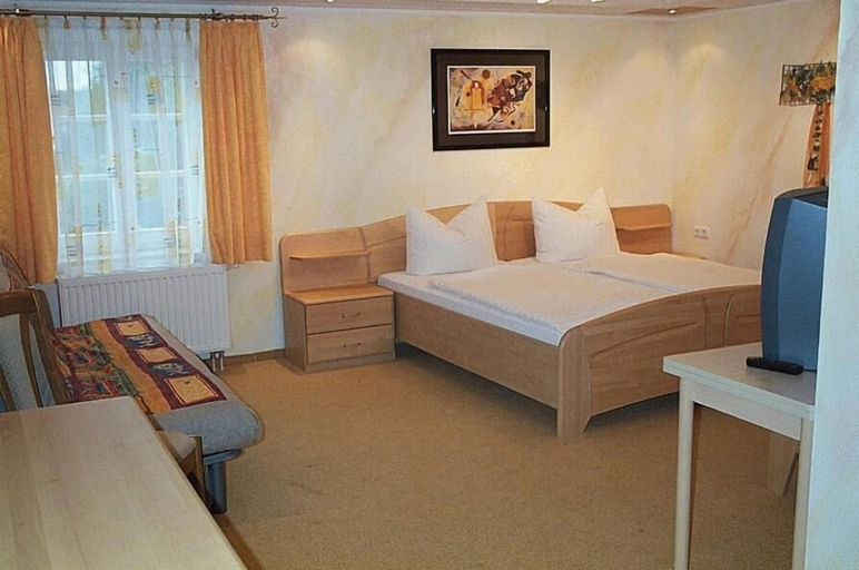 Bedroom 4, Gasthof Adler, Augsburg