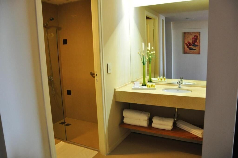 Bathroom 4, Uno Buenos Aires Suites, Distrito Federal