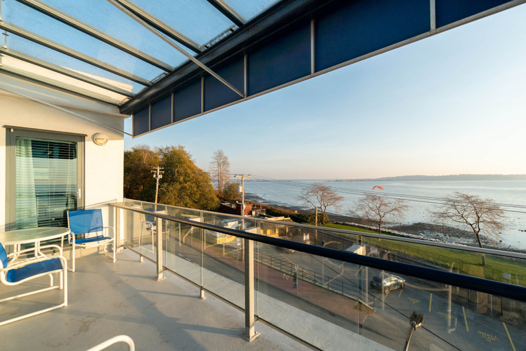 Others 5, Ocean Promenade Hotel, Greater Vancouver