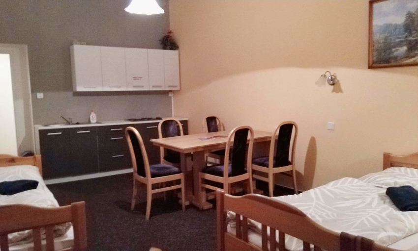 Others 5, Penzion Lara, České Budějovice