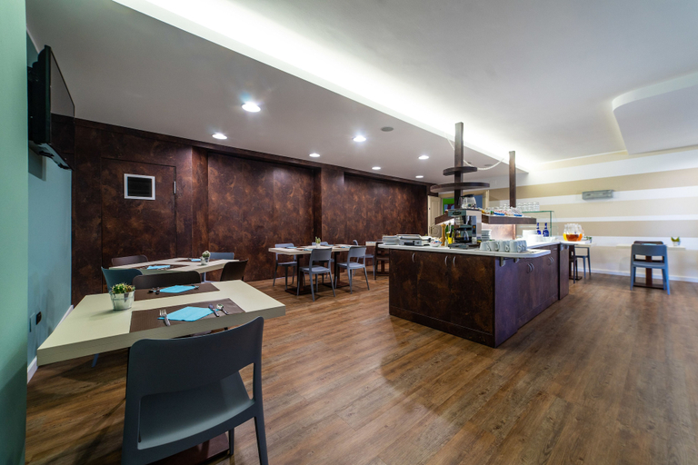 Food & Drinks 5, Hotel Gardenia, Torino