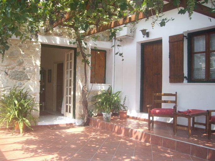 Exterior & Views 2, Hariklia Rent Rooms, Faistos