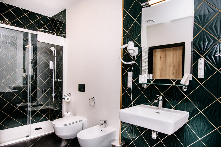 Bathroom 4, Ruben Hotel, Zielona