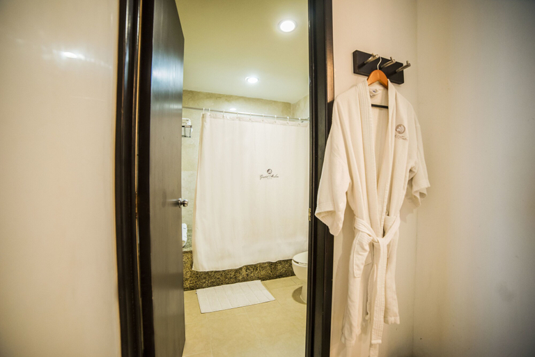 Bathroom 4, Hotel Grand Marlon, Othón P. Blanco