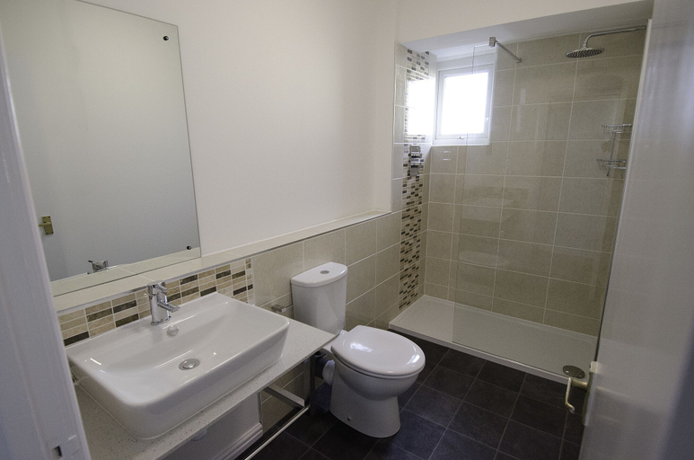 Bathroom 3, Seacote Hotel, Cumbria