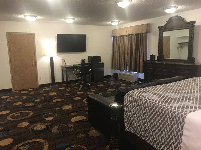 Others 5, Stonebridge Hotel, Division No. 16