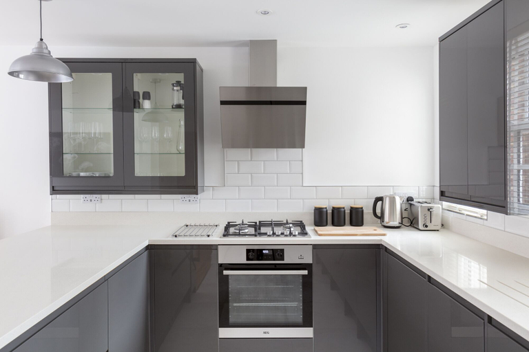 Others 4, Hampden Apartments - The Louis, Slough