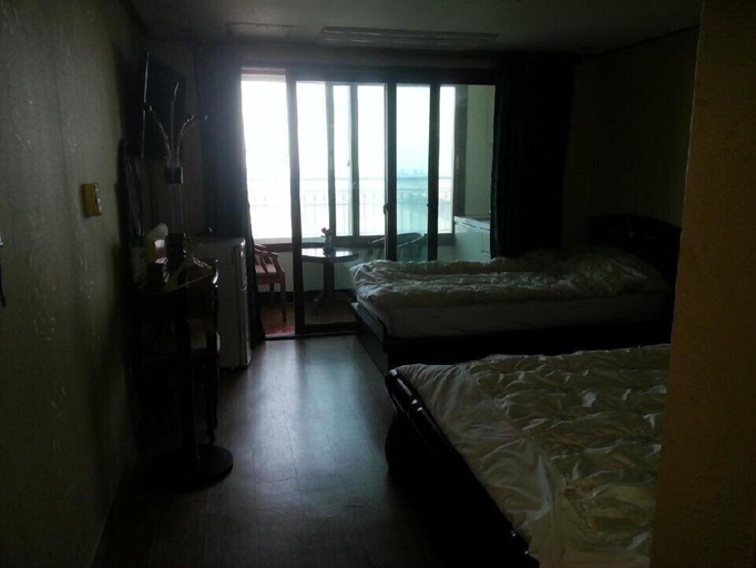 Bedroom 2, Eden Hostel, Jeju