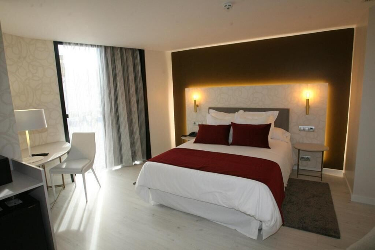 Bedroom 3, Hotel Cardenal, Lugo