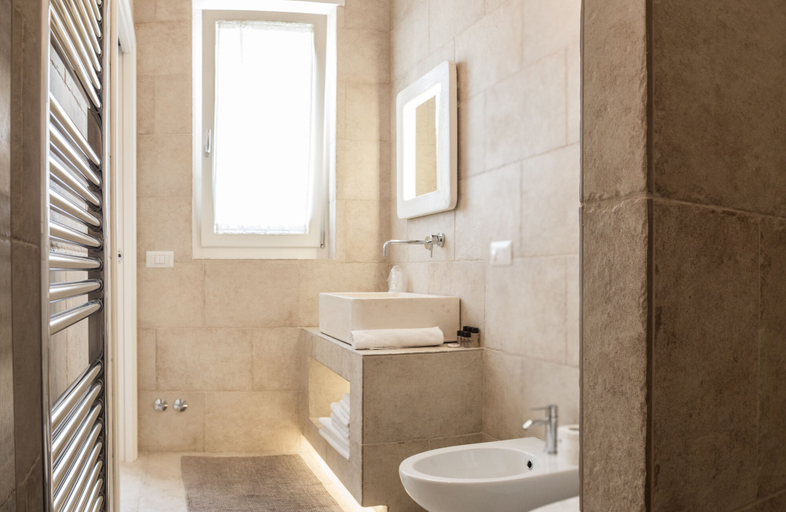 Bathroom 2, Bed & Breakfast Amati, Brindisi