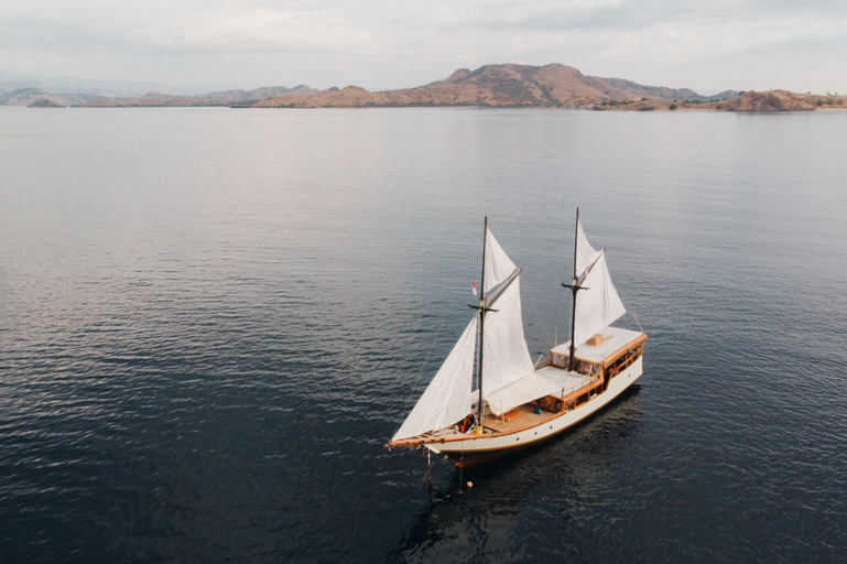Samara II Liveaboard, West Manggarai