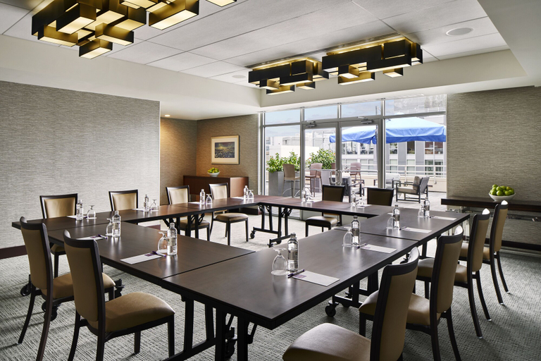 Food & Drinks 5, Hyatt Place Washington DC/Georgetown/West End, Washington D.C.