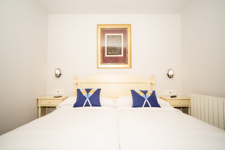 Bedroom 4, Hotel Branka, Vizcaya