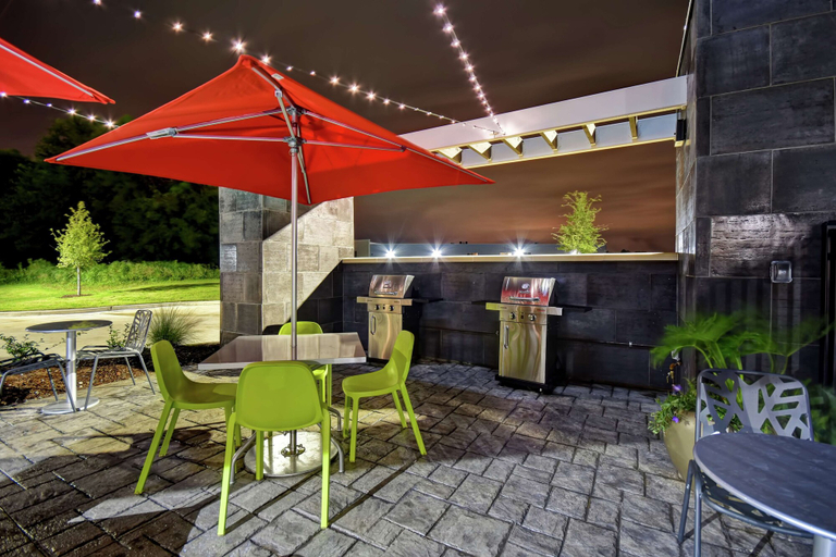 Food & Drinks 5, Home2 Suites by Hilton Shreveport, Caddo