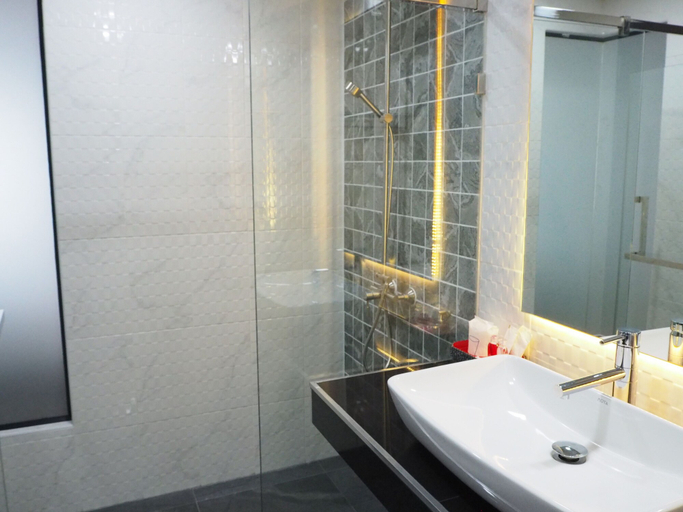 Bathroom 4, Samui City Hotel, Ko Samui