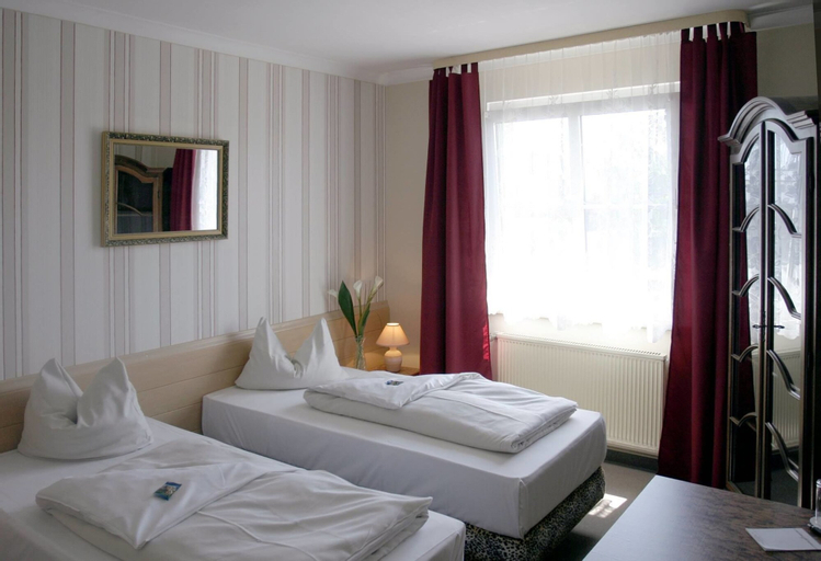 Bavaria Safari Hotel, Dachau