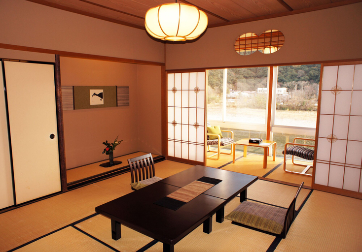 Others 5, Ushonoie Sugiyama, Gifu