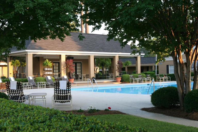 Sport & Beauty 3, Merry Acres Inn, Dougherty