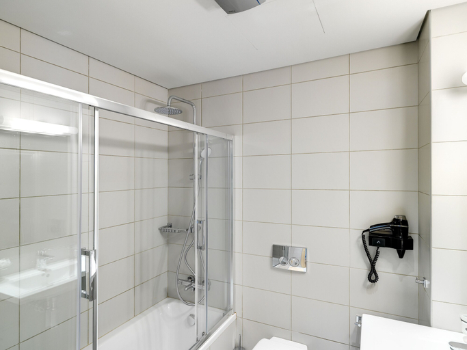 Bathroom 3, Phidias Piraeus Hotel, Attica