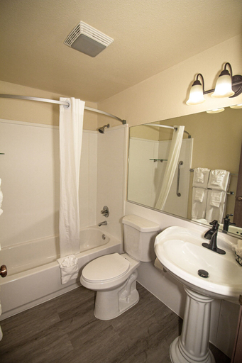Bathroom 4, Fairbridge Inn & Suites Sandpoint, Bonner