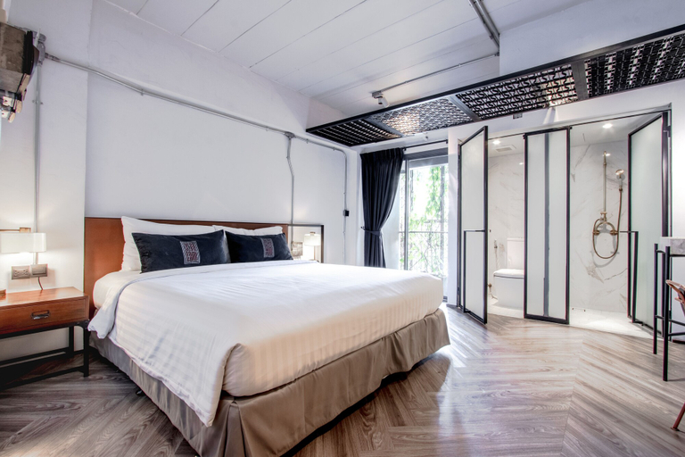 Bedroom 3, IR-ON Hotel, Khlong Toey