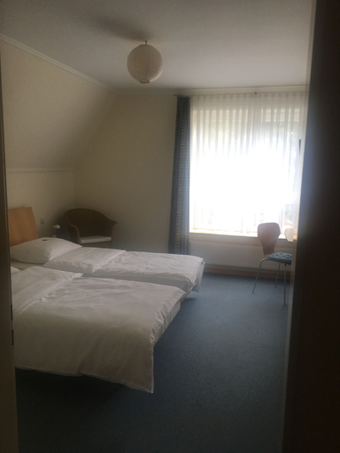 Bedroom 3, Hotel und Restaurant Windmüller, Stade