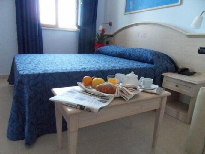 Bedroom 2, Hotel Belvedere, Barletta-Andria-Trani