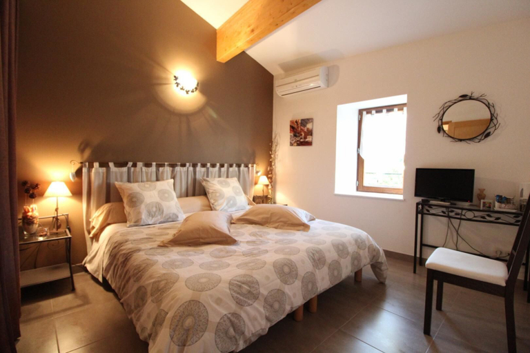 Bedroom 2, Chambre d'hôtes Le Mas du Moulin, Ardèche