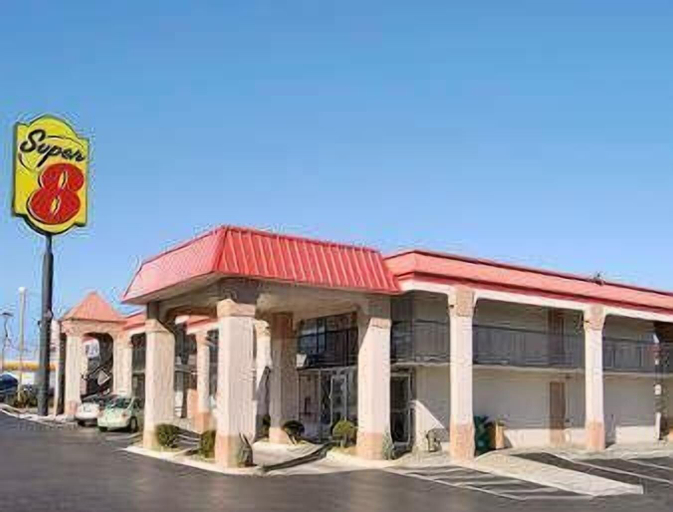 Super 8 by Wyndham Oklahoma Fairgrounds, Oklahoma