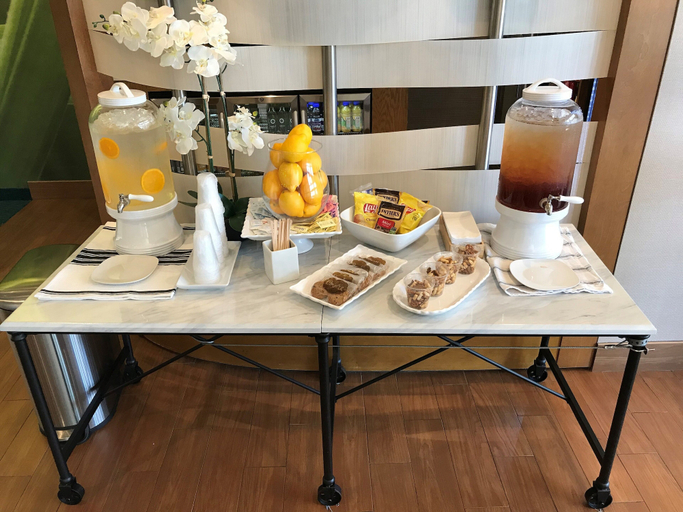 Food & Drinks 5, Springhill Suites Wichita Airport, Sedgwick