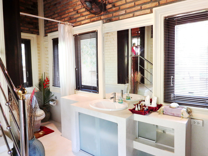 Bathroom 2, BB PoolVilla, Mueang Krabi