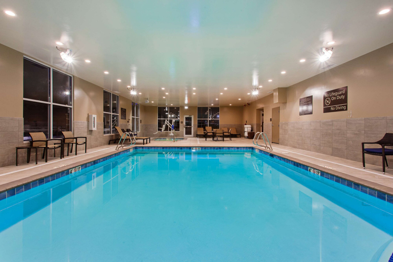 Sport & Beauty 2, Hampton Inn & Suites Leavenworth, Chelan