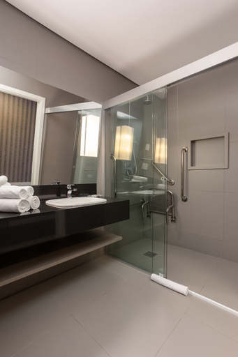 Bathroom 4, Hilton Garden Inn Itajai Praia Brava, Itajaí