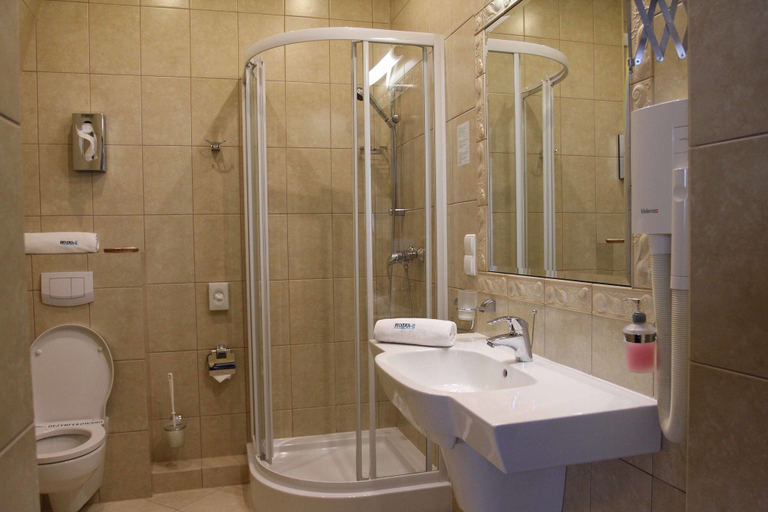 Bathroom 4, Hotel Mat's, Poznań City