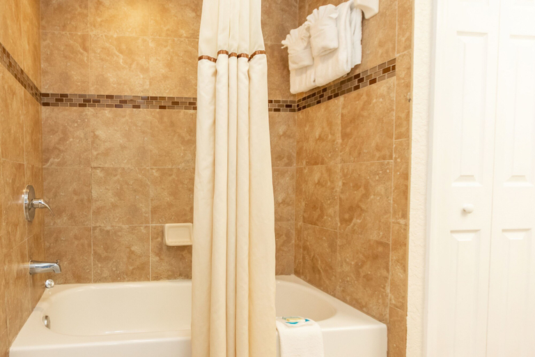 Bathroom 3, Coconut Cove All-Suite Hotel, Pinellas