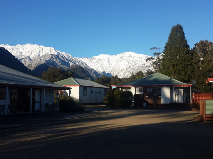 Exterior & Views 2, Franz Josef Top 10 Holiday Park, Westland
