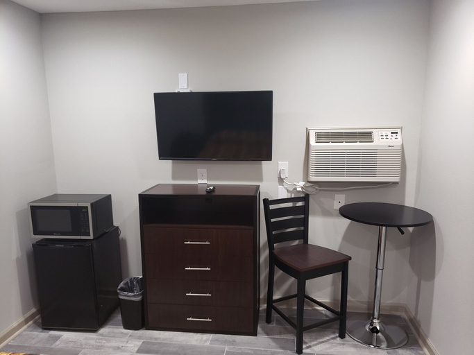 Others 5, Budget Inn & Suites, East Baton Rouge